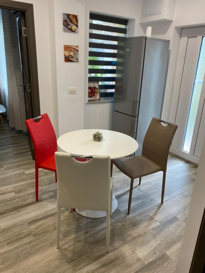Casa Lui Mamaia Hotel Constanţa Esterno foto
