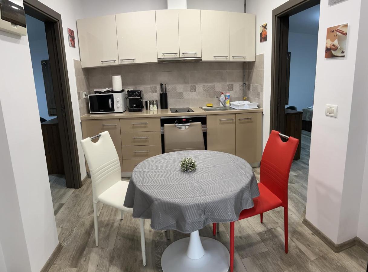 Casa Lui Mamaia Hotel Constanţa Esterno foto